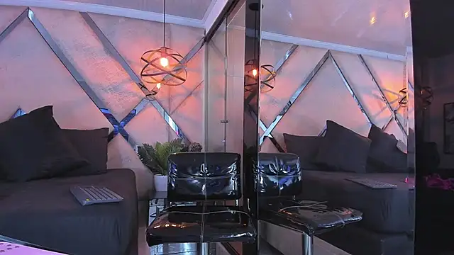 Liah Grey8 online show from 6, 3, 2026