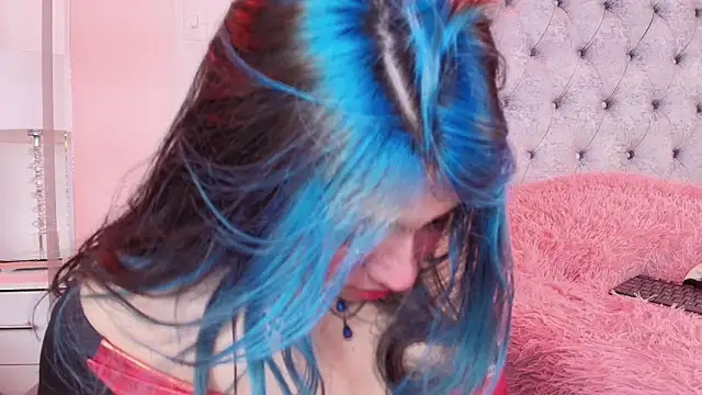 Salem skyler  online show from 12, 10, 2025