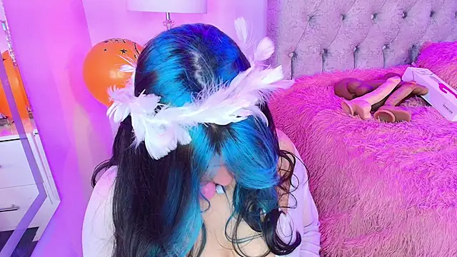 Salem skyler  online show from 31, 10, 2025