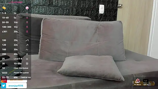 Aaron ST online show from 7, 11, 2025