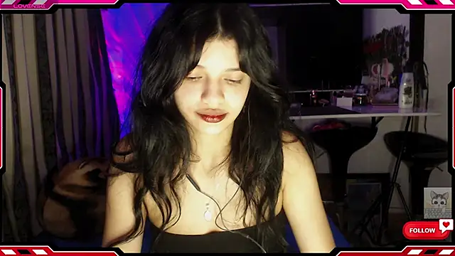 Sarahgin online show from 22, 11, 2025