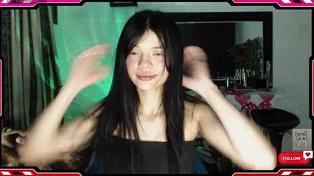 Snapshot of Sarahgin chatting on 16, 9, 2025 Sarahgin online show from 16, 9, 2025