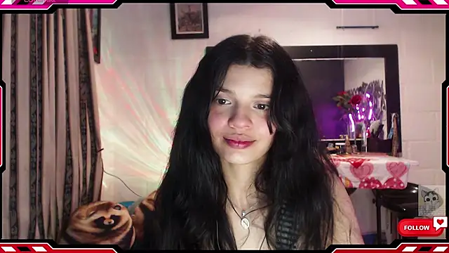 Snapshot of Sarahgin chatting on 24, 9, 2025 Sarahgin online show from 24, 9, 2025
