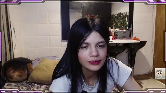 Snapshot of Sarahgin chatting on 11, 1, 2025 Sarahgin online show from 11, 1, 2025