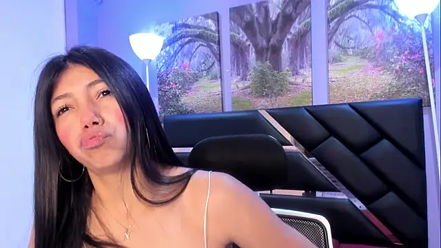 KimberlyVillaLobos online show from 19, 1, 2026