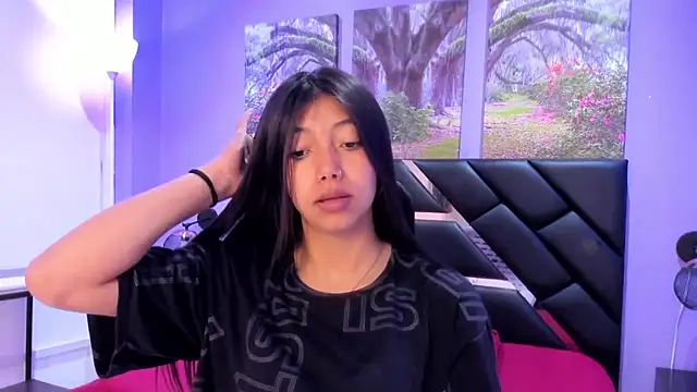 KimberlyVillaLobos online show from 14, 11, 2025