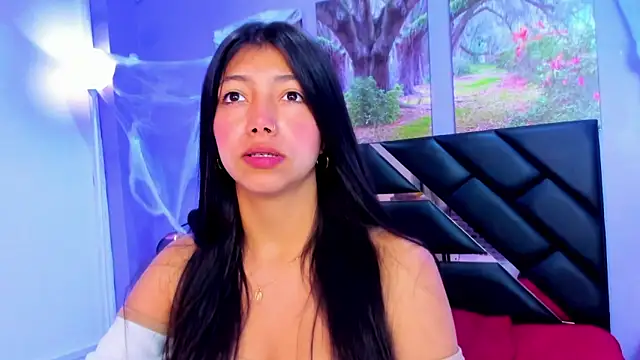 KimberlyVillaLobos online show from 25, 10, 2025