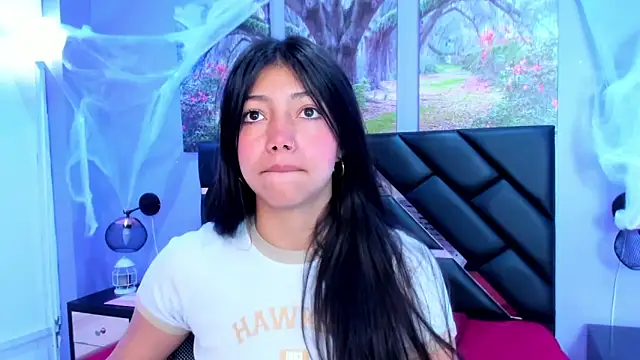 KimberlyVillaLobos online show from 20, 10, 2025