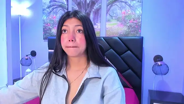 KimberlyVillaLobos online show from 28, 11, 2025