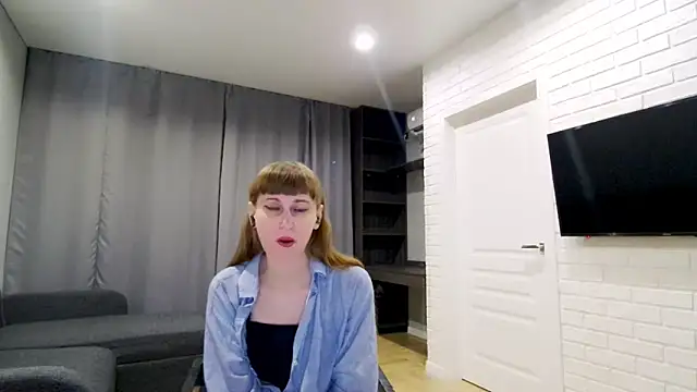 Daniella Lorente online show from 27, 11, 2025