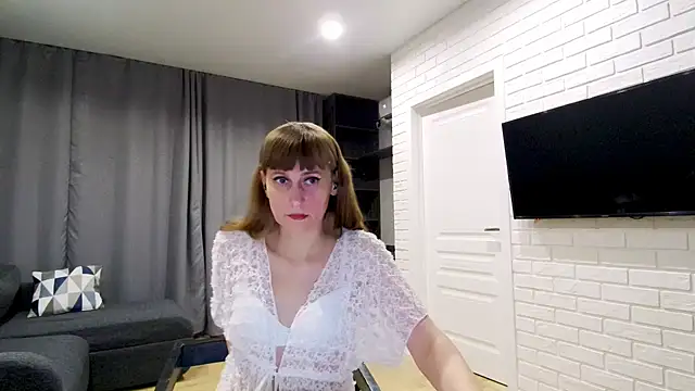 Daniella Lorente online show from 3, 3, 2026