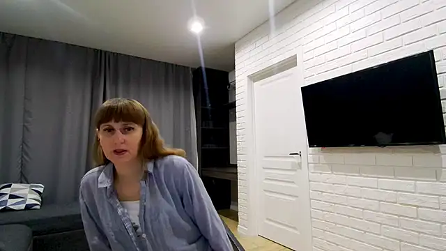 Snapshot of Daniella_Lorente chatting on 12, 5, 2026 Daniella Lorente online show from 12, 5, 2026