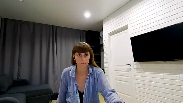 Snapshot of Daniella_Lorente chatting on 4, 7, 2026 Daniella Lorente online show from 4, 7, 2026