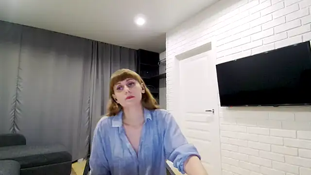 Daniella Lorente online show from 27, 10, 2025