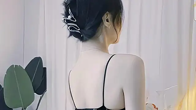 Roseonly  online show from 14, 6, 2026
