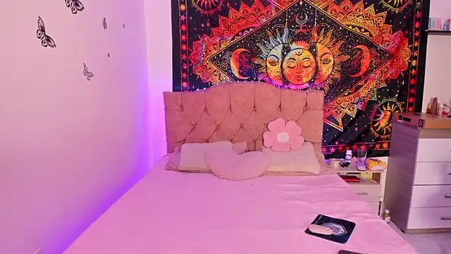 jade dakota   online show from 14, 12, 2025