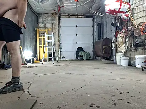 Frankdick01 online show from 8, 11, 2025