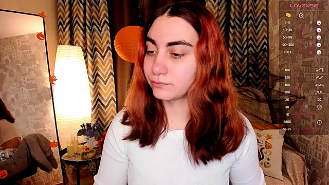 Snapshot of hannacheekss_ chatting on 24, 10, 2025 hannacheekss online show from 24, 10, 2025