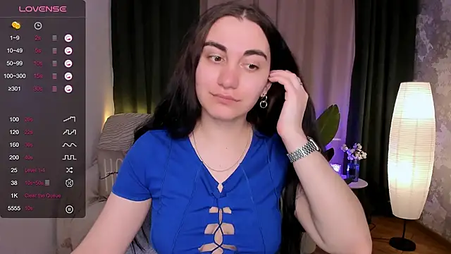 hannacheekss  online show from 15, 2, 2025