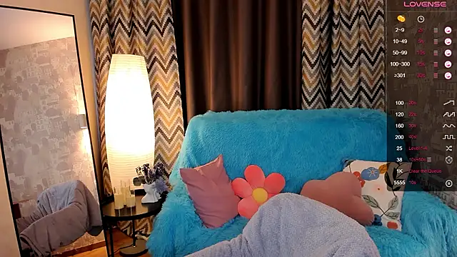 hannacheekss  online show from 3, 2, 2026