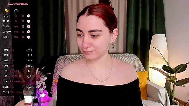 hannacheekss  online show from 21, 4, 2026