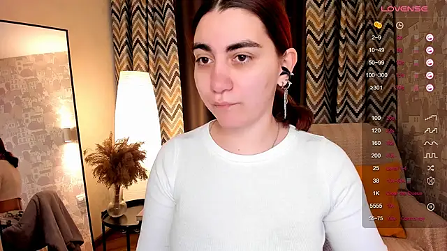 Snapshot of hannacheekss_ chatting on 9, 10, 2025 hannacheekss online show from 9, 10, 2025