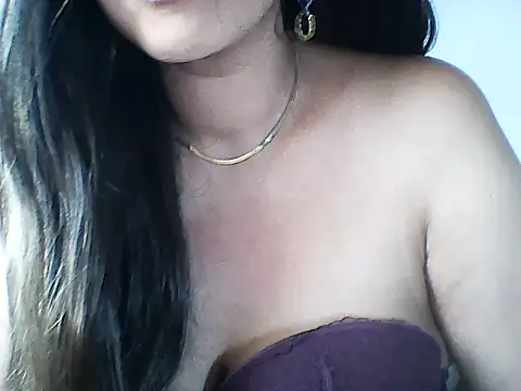 layanah12 online show from 4, 3, 2026