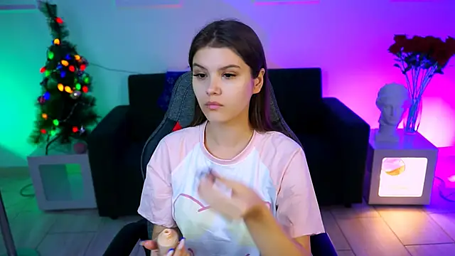 EvaThopson online show from 14, 12, 2025