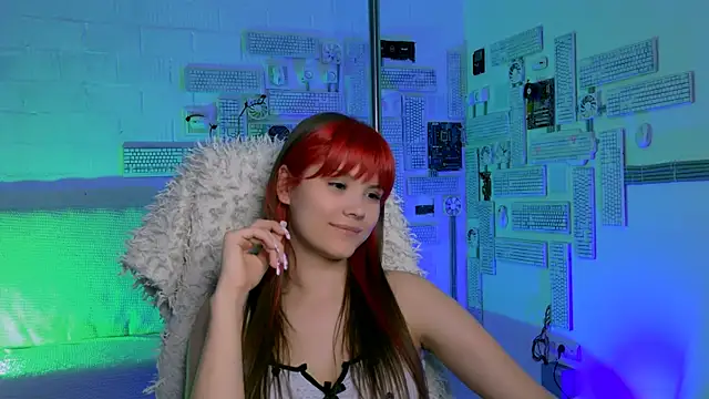 Snapshot of EvaThopson chatting on 6, 5, 2026 EvaThopson online show from 6, 5, 2026