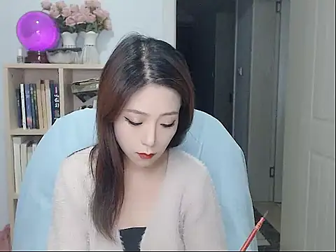 Snapshot of SuSushi728 chatting on 21, 10, 2025 SuSushi728 online show from 21, 10, 2025