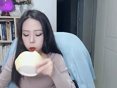 SuSushi728 online show from 9, 1, 2026