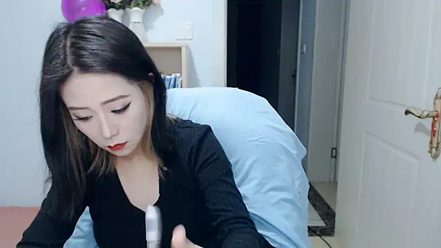 Snapshot of SuSushi728 chatting on 13, 5, 2026 SuSushi728 online show from 13, 5, 2026