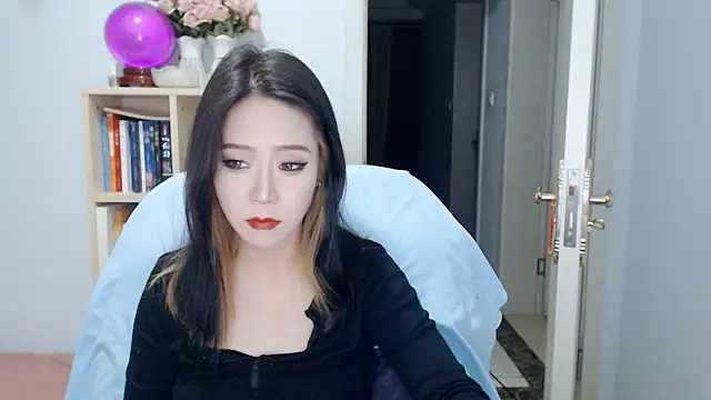 Snapshot of SuSushi728 chatting on 6, 5, 2026 SuSushi728 online show from 6, 5, 2026