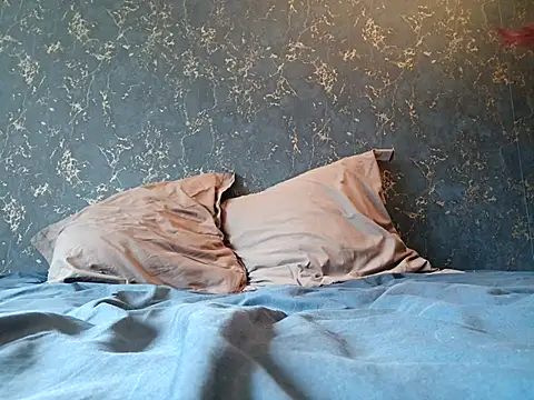 ElyasMatt online show from 8, 11, 2025