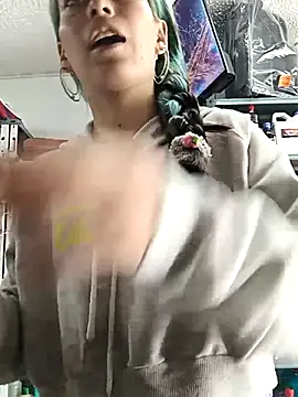 Tefannyy  online show from 13, 2, 2026