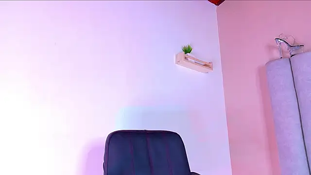 ChanelAdamss  online show from 21, 10, 2025