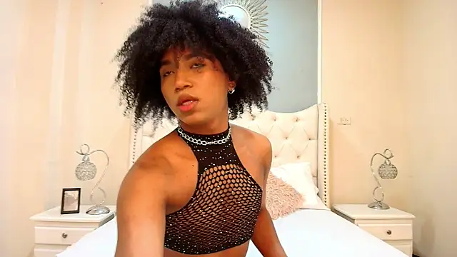 Ambar Collingg online show from 6, 3, 2025