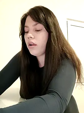 leeya lee online show from 19, 3, 2025