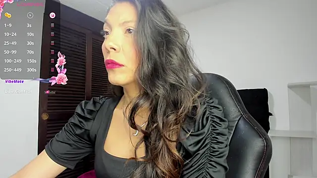 Selenakyle92  online show from 5, 6, 2026
