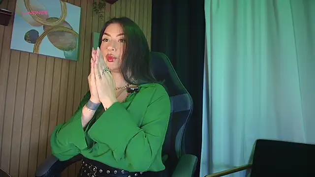 Snapshot of ArkaBella chatting on 11, 11, 2025 ArkaBella online show from 11, 11, 2025