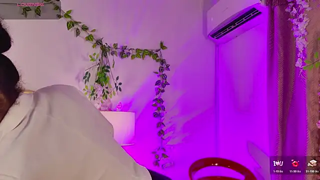 Snapshot of NahiaraReina chatting on 12, 6, 2026 NahiaraReina online show from 12, 6, 2026