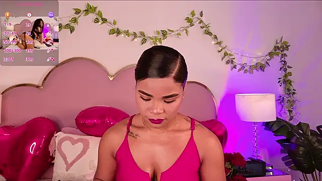 NahiaraReina online show from 14, 2, 2026