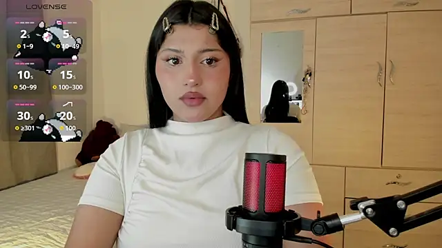 Snapshot of Ju_Kyung chatting on 8, 10, 2025 Ju Kyung online show from 8, 10, 2025