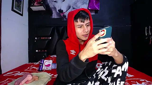 Snapshot of The__Rodriguez chatting on 14, 2, 2025 The Rodriguez online show from 14, 2, 2025