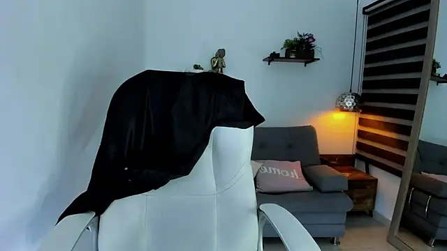 yenny garcia online show from 19, 9, 2025