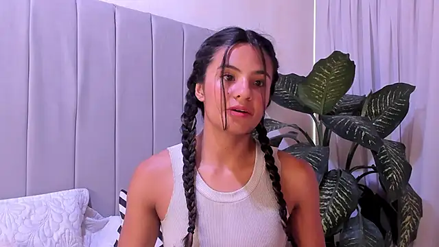Mindy sweety online show from 25, 2, 2025