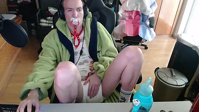 BabyDracoDarkfang online show from 23, 4, 2026