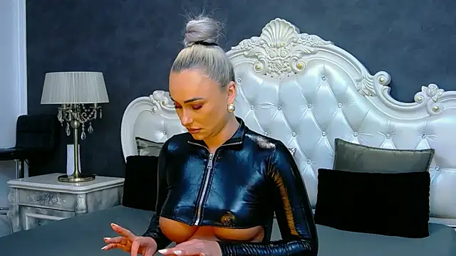 Ema Boom online show from 30, 1, 2025