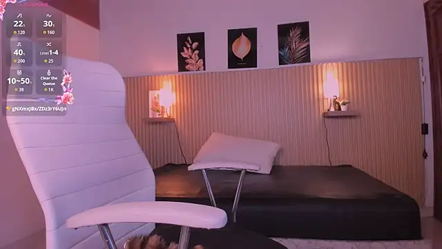 cloe sirena online show from 30, 4, 2026