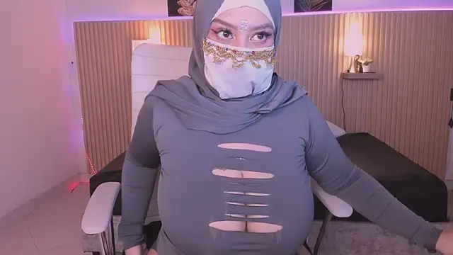 cloe sirena online show from 15, 4, 2026